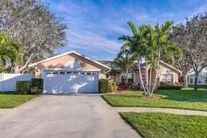 563 Summers Creek Dr, Merritt Island, FL 32952, Sold 05/08/17