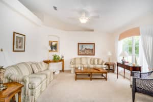 3193 Forest Creek Dr, Melbourne, FL 32901, Sold 04/21/17