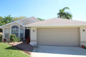 3902 St Armens Cir, Melbourne, FL 32934, Sold 04/27/17