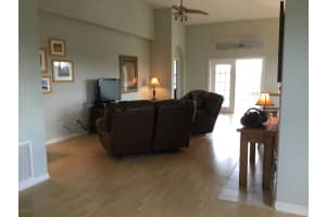 1065 Venetian Dr, Melbourne, FL 32904, Sold 05/18/17