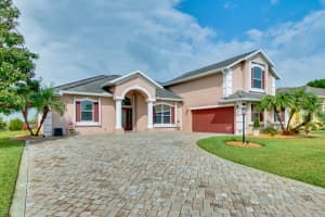 5472 Spicebush Ct, Melbourne, FL 32940, Sold 05/31/17
