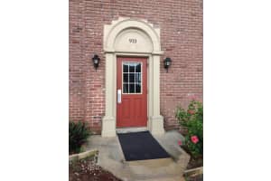 933 N Colonial Ct, Indian Harbour Beach, FL 32937, Sold 05/22/17