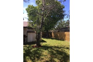 1878 N Ontario Cir, Melbourne, FL 32935, Sold 05/25/17