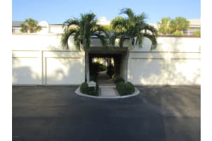 8430 Oceanside Dr, Indian River Shores, FL 32963, Sold 08/18/17