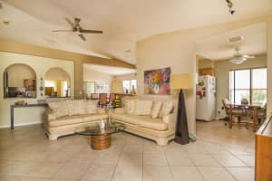 4713 White Heron Dr, Melbourne, FL 32934, Sold 06/16/17