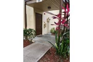 7817 Maplewood Dr, Melbourne, FL 32904, Sold 05/25/17