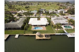 27 Country Club Rd, Cocoa Beach, FL 32931, Sold 06/09/17