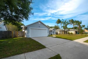 679 Sandpiper Cir, Melbourne, FL 32901, Sold 10/18/17