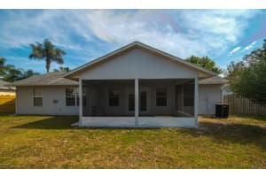 679 Sandpiper Cir, Melbourne, FL 32901, Sold 10/18/17