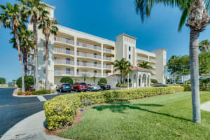 752 Bayside Dr, Cape Canaveral, FL 32920, Sold 08/25/17