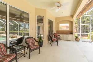 744 Nicklaus Dr, Melbourne, FL 32940, Sold 07/19/17