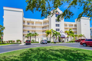 8891 Lake Dr, Cape Canaveral, FL 32920, Sold 10/19/17