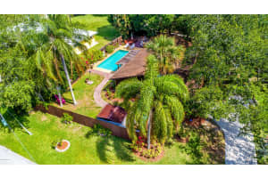 526 19th Pl, Vero Beach, FL 32960, Sold 07/05/17