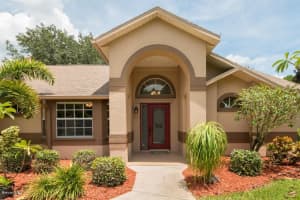 851 Potomac Dr, Melbourne, FL 32904, Sold 07/31/17