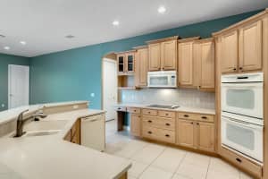 1136 Wild Flower Dr, Melbourne, FL 32940, Sold 10/03/17