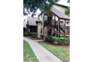 7817 Maplewood Dr, Melbourne, FL 32904, Sold 07/06/17