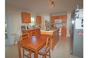 2095 Canopy Dr, Melbourne, FL 32935, Sold 09/21/17