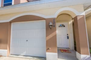 1015 Venetian Dr, Melbourne, FL 32904, Sold 09/01/17
