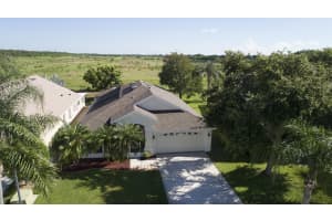 1240 Foxridge Pl, Melbourne, FL 32940, Sold 08/16/17