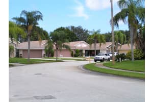 3924 St Armens Cir, Melbourne, FL 32934, Sold 09/27/17