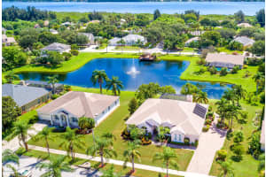 2718 Barrow Dr, Merritt Island, FL 32952, Sold 10/17/17