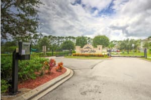 3327 Slate St, Melbourne, FL 32904, Sold 10/18/17