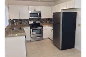 7911 Maplewood Dr, Melbourne, FL 32904, Sold 09/22/17