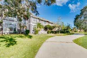 709 Oak Park Dr, Melbourne, FL 32940, Sold 12/08/17