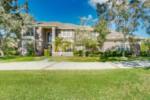709 Oak Park Dr, Melbourne, FL 32940, Sold 12/08/17
