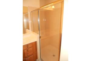 1055 Venetian Dr, West Melbourne, FL 32904, Sold 11/02/17