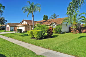 2726 Majestic Ave, Melbourne, FL 32934, Sold 09/29/17