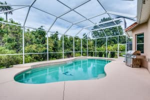 996 Wimbledon Dr, Melbourne, FL 32940, Sold 11/01/17