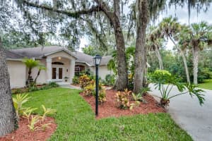 3613 Kennesaw Pl, Melbourne, FL 32934, Sold 12/08/17
