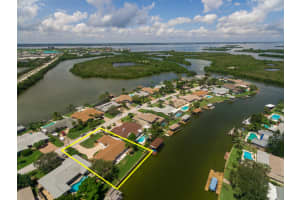 25 Danube River Dr, Cocoa Beach, FL 32931, Sold 11/06/17
