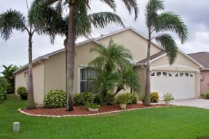 570 Wickham Lakes Dr, Melbourne, FL 32940, Sold 12/20/17