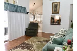 4890 Lake Waterford Way W, Melbourne, FL 32901, Sold 02/09/18