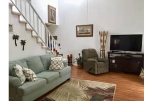 4890 Lake Waterford Way W, Melbourne, FL 32901, Sold 02/09/18