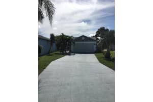 4065 Bayberry Dr, Melbourne, FL 32901, Sold 11/15/17