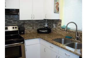 201 St Lucie Ln, Cocoa Beach, FL 32931, Sold 02/02/18