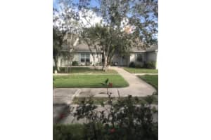 4927 Lake Waterford Way W, Melbourne, FL 32901, Sold 02/23/18