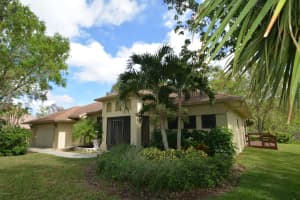 230 Lake Shore Dr, Merritt Island, FL 32953, Sold 04/20/18