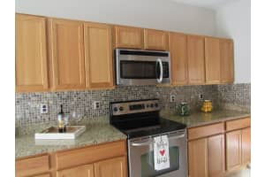 1030 Venetian Dr, Melbourne, FL 32904, Sold 03/01/18