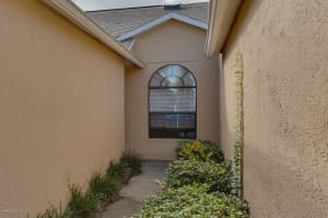 33 Anchor Dr, Satellite Beach, FL 32937, Sold 02/28/18