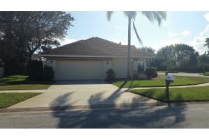 1887 Arbor Dr, Melbourne, FL 32935, Sold 02/06/18