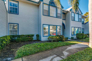 4835 Lake Waterford Way W, Melbourne, FL 32901, Sold 03/02/18