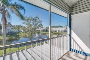 4835 Lake Waterford Way W, Melbourne, FL 32901, Sold 03/02/18