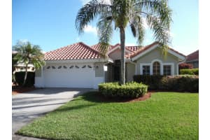 381 Carmel Dr, Melbourne, FL 32940, Sold 01/10/18