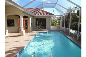 381 Carmel Dr, Melbourne, FL 32940, Sold 01/10/18