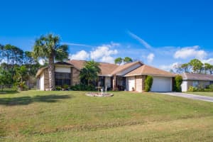 6 Black Jack Cir, Port Orange, FL 32128, Sold 05/25/18