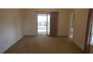 4930 Lake Waterford Way W, Melbourne, FL 32901, Sold 02/16/18